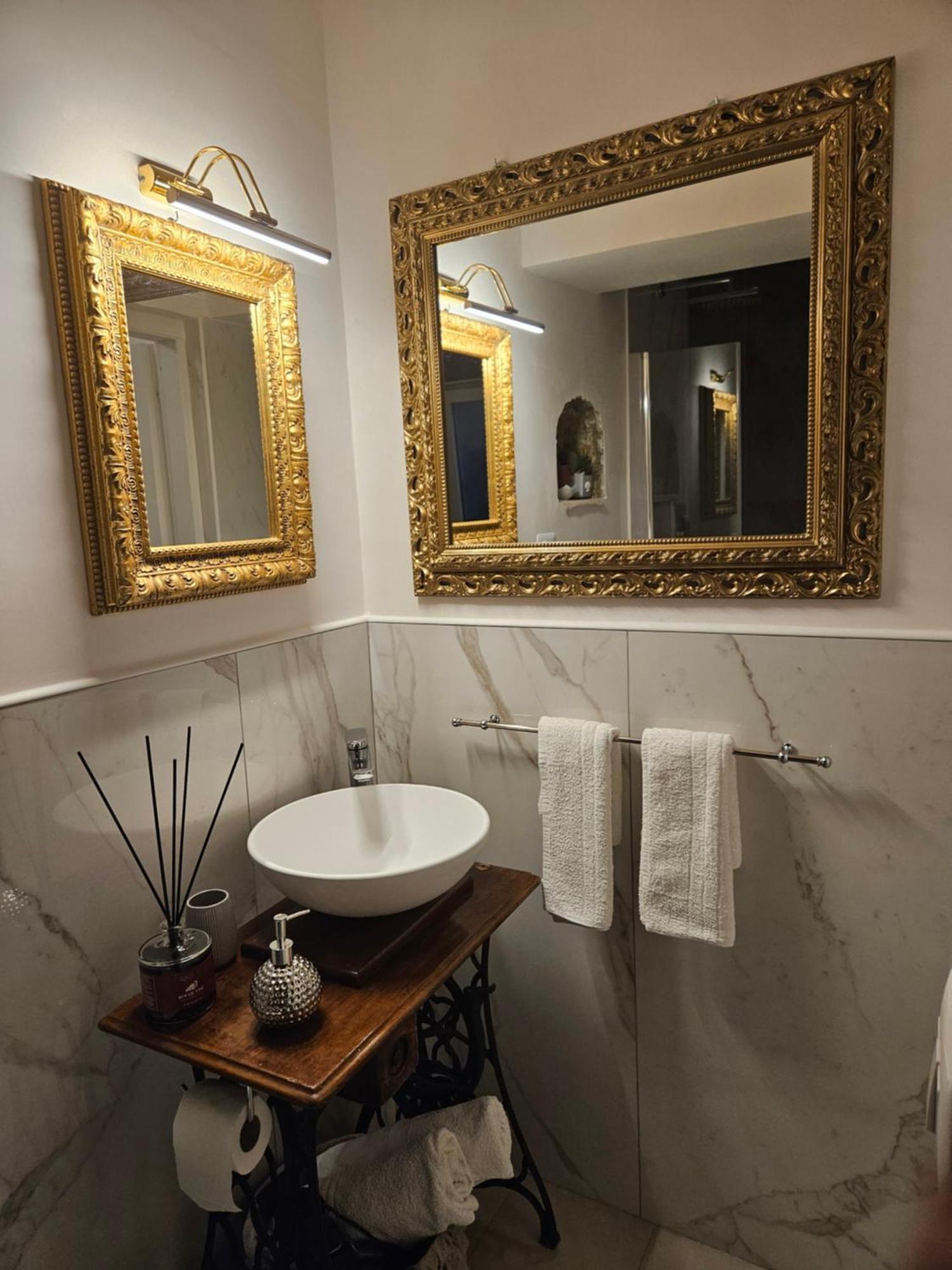 Niloufar Residence Napoli Exterior photo